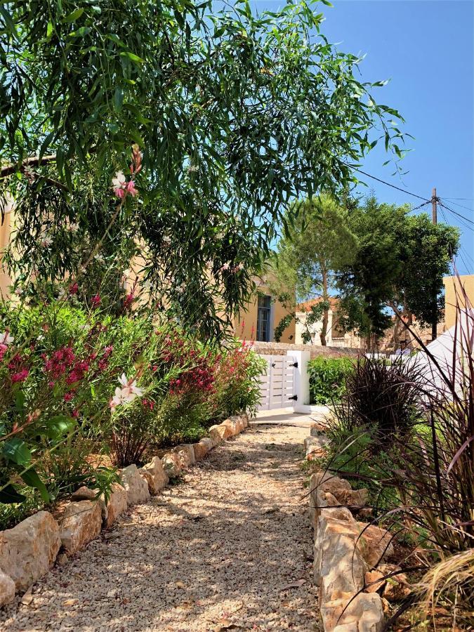 Villa Miranda Chalki Town Exterior photo